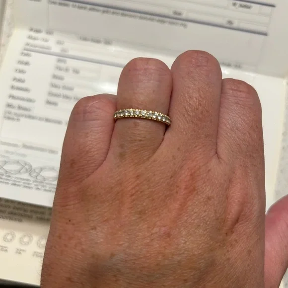 14K Yellow Gold Diamond Band- Textured Heart Edge- Appraised at $1,650 - Picture 2 of 5